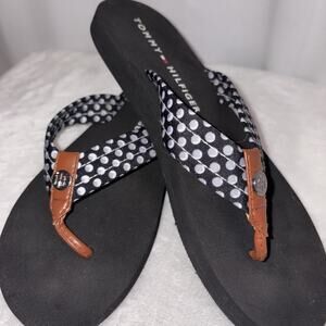 Tommy Hilfiger Blue & White Fabric Strap Flip Flop Women’s Size 9 NWOT
